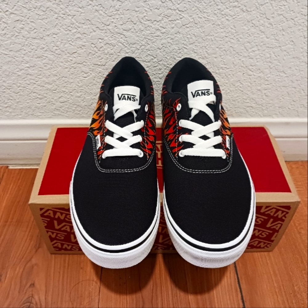 Vans - Picture 2 of 4